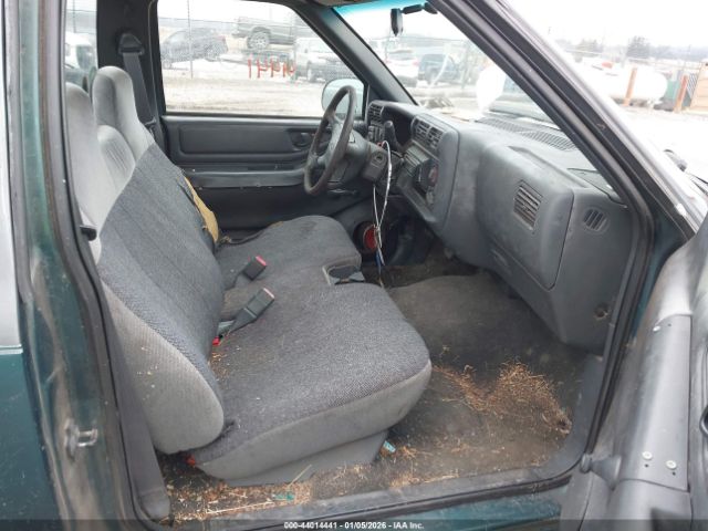 Chevrolet S-10 Fleetside Image 4