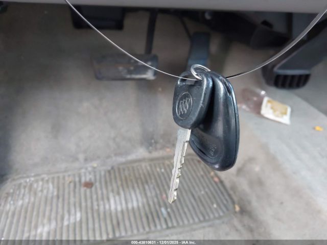 Buick LeSabre Custom Image 7