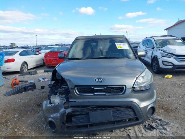 Kia Soul + Image 8