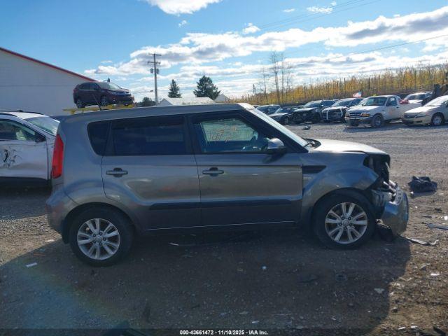 Kia Soul + Image 9
