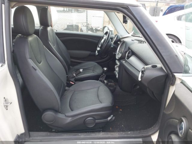 MINI Cooper Clubman Image 3