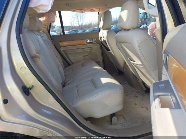 Lincoln MKX Image 13