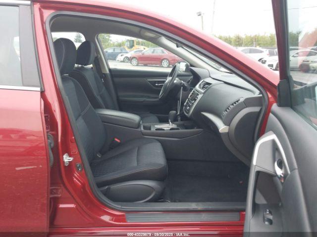 Nissan Altima 2.5 Sv Image 14