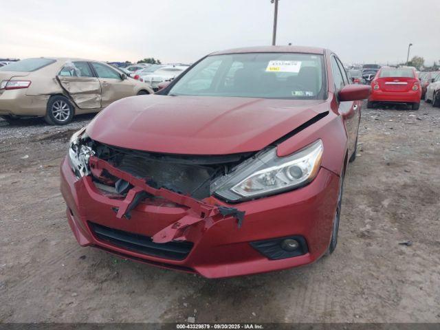 Nissan Altima 2.5 Sv Image 12