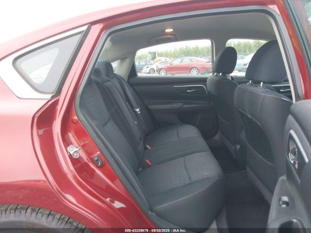 Nissan Altima 2.5 Sv Image 9