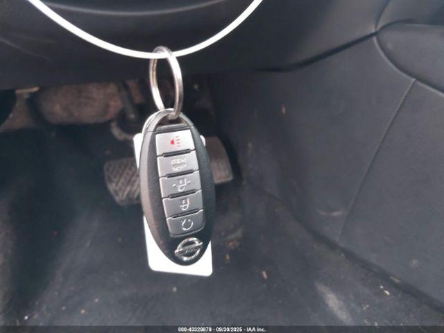 Nissan Altima 2.5 Sv Image 18