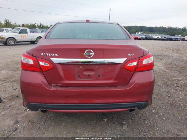 Nissan Altima 2.5 Sv Image 16