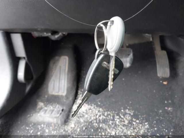 Chrysler 200 Lx Image 9