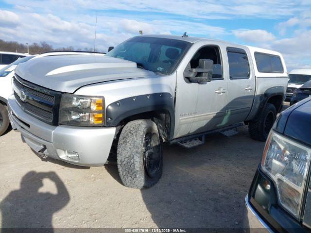 Chevrolet Silverado 1500 Lt Image 9