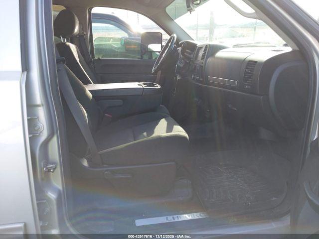 Chevrolet Silverado 1500 Lt Image 6