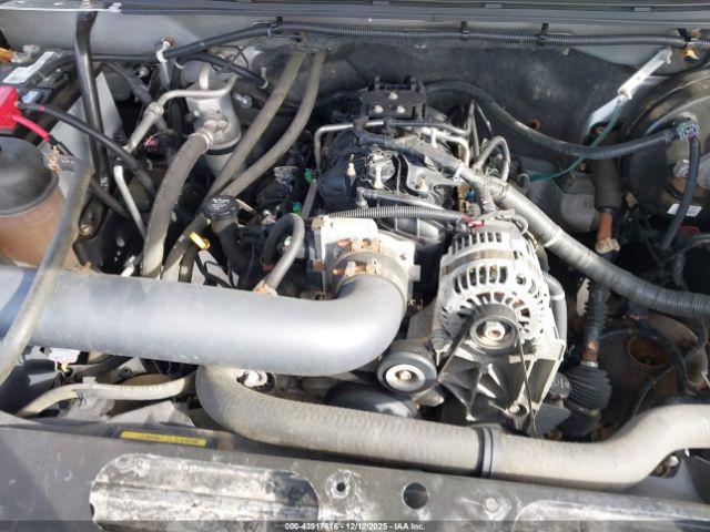 Chevrolet Silverado 1500 Lt Image 5