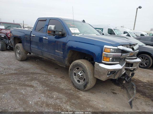  Salvage Chevrolet Silverado 2500