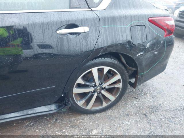 Nissan Altima 2.5 Sr Image 12