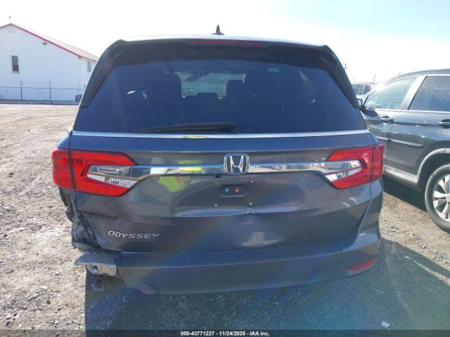 Honda Odyssey Image 15