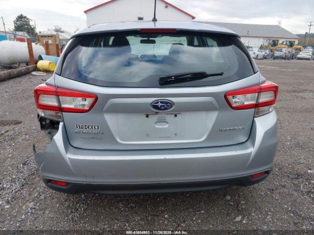 Subaru Impreza 2.0i Image 9