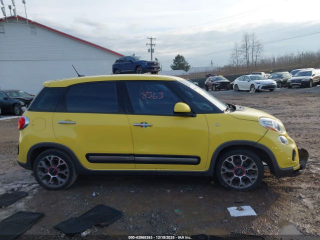 FIAT 500L Trekking Image 11