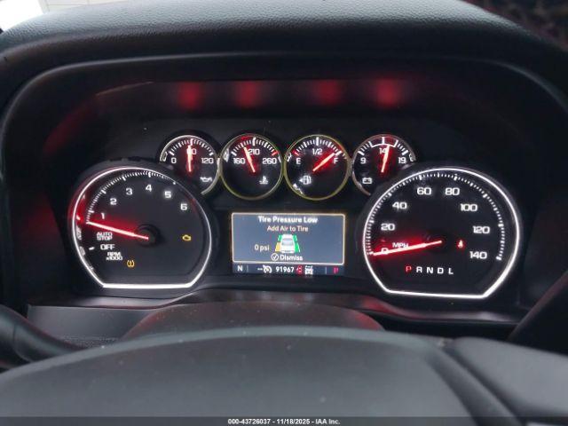 Chevrolet Silverado 1500 4wd  Short Bed Rst Image 3