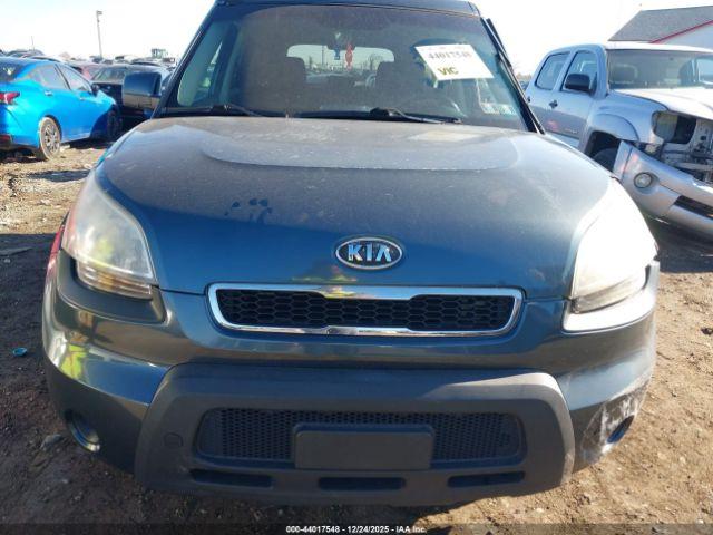 Kia Soul + Image 14