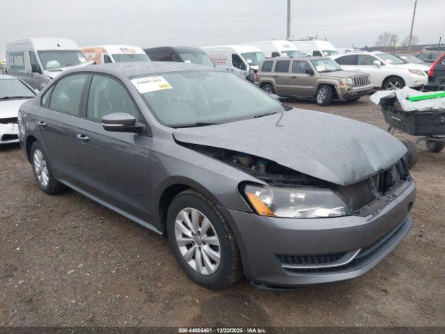  Salvage Volkswagen Passat