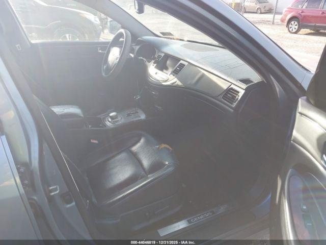 Hyundai Genesis 4.6 Image 3