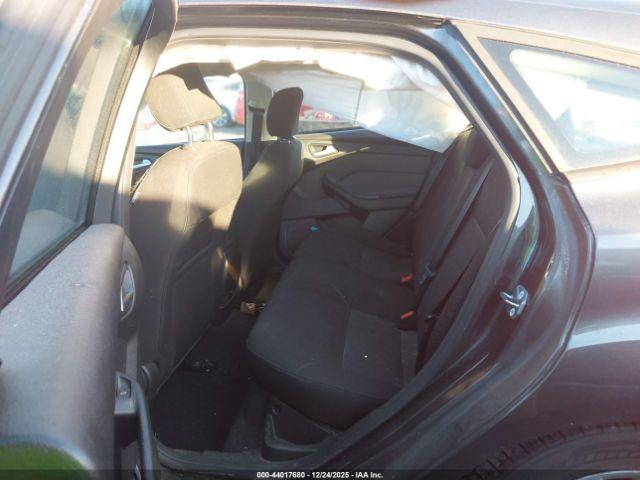 Ford Focus Se Image 11