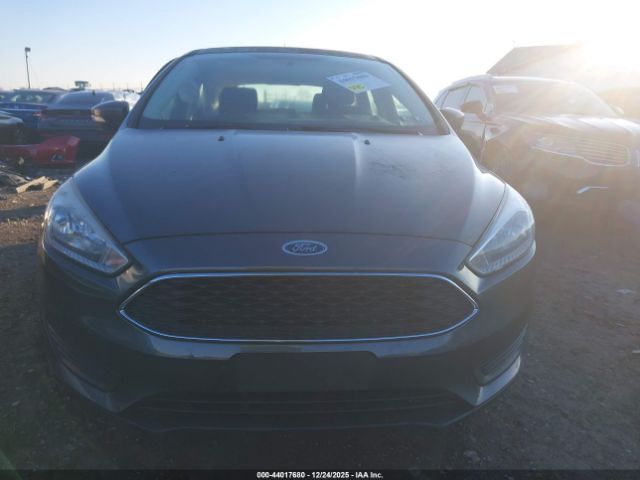 Ford Focus Se Image 16