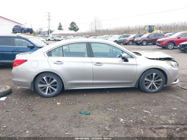 Subaru Legacy 2.5i Limited Image 12