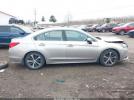 Subaru Legacy 2.5i Limited Image 12