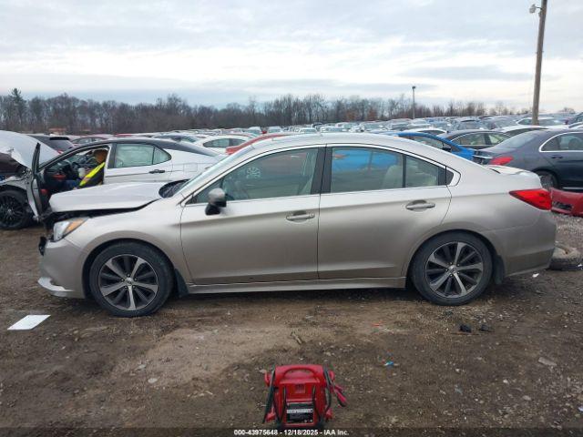 Subaru Legacy 2.5i Limited Image 9