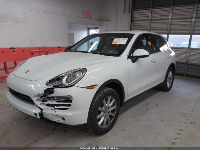 Porsche Cayenne Image 3