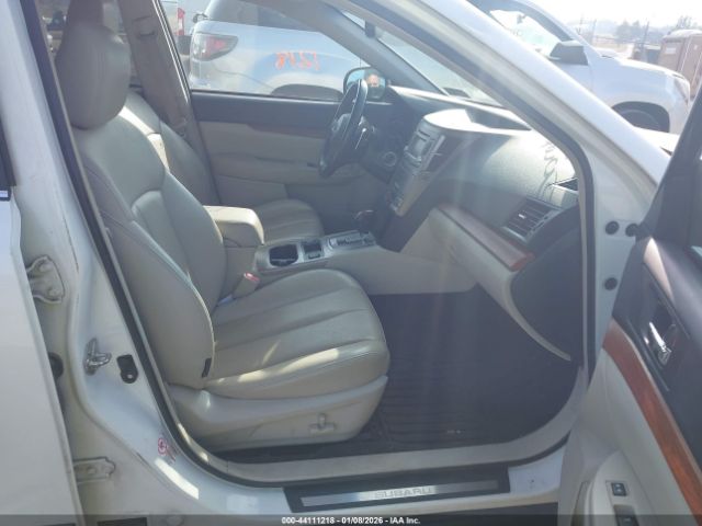 Subaru Outback 2.5i Limited Image 7