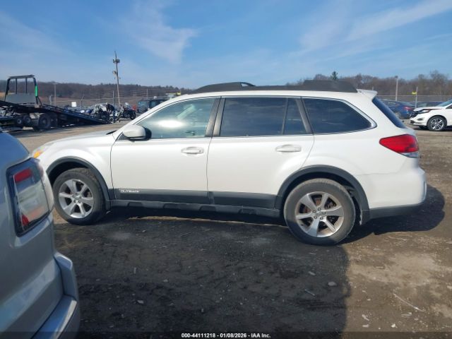 Subaru Outback 2.5i Limited Image 12