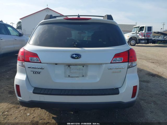 Subaru Outback 2.5i Limited Image 15