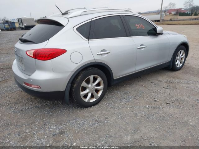 INFINITI Ex Journey Image 8