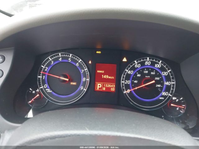 INFINITI Ex Journey Image 9