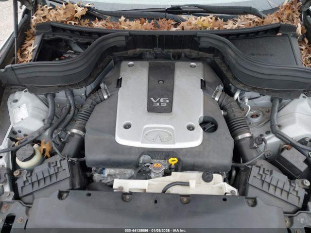 INFINITI Ex Journey Image 11