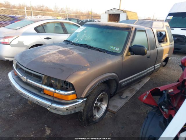 Chevrolet S-10 Ls Image 3