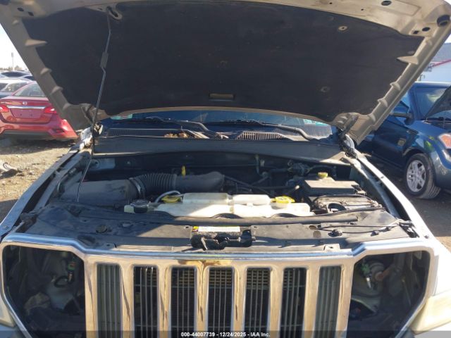 Jeep Liberty Limited Image 3