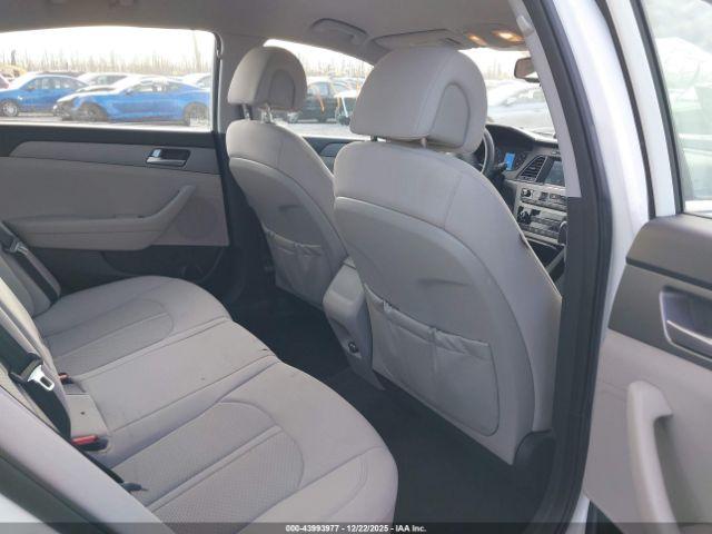 Hyundai SONATA Se Image 8