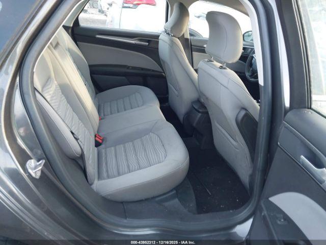 Ford Fusion S Image 7