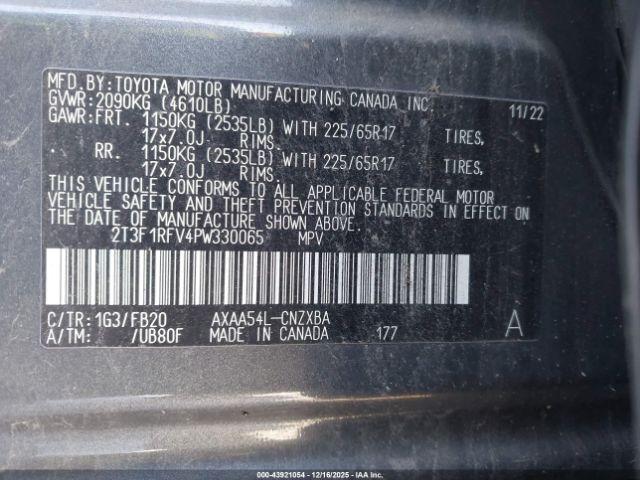 Toyota RAV4 Le Image 11