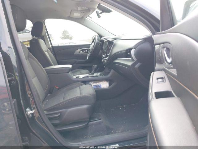 Chevrolet Traverse Awd Lt Cloth Image 2