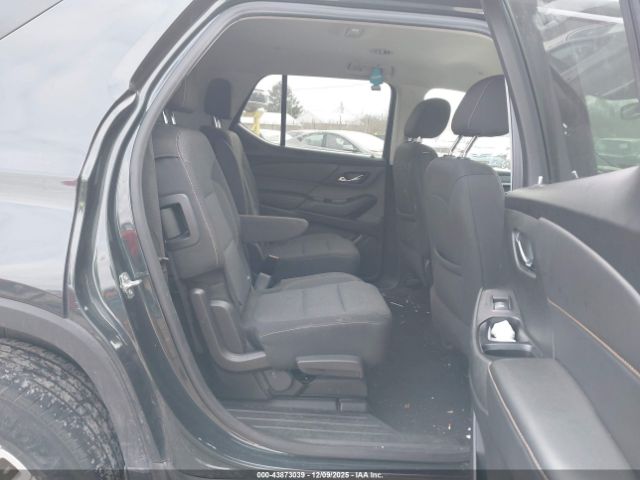 Chevrolet Traverse Awd Lt Cloth Image 3