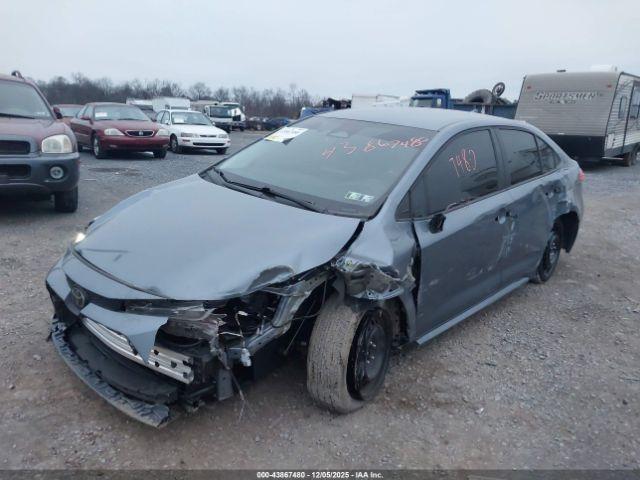 Toyota Corolla Le Image 3