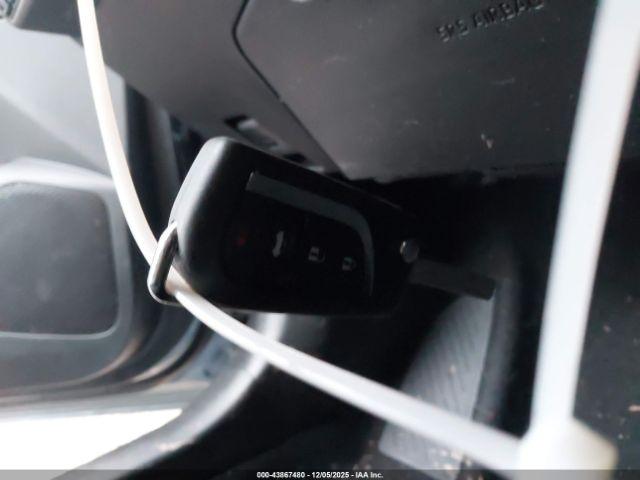 Toyota Corolla Le Image 8