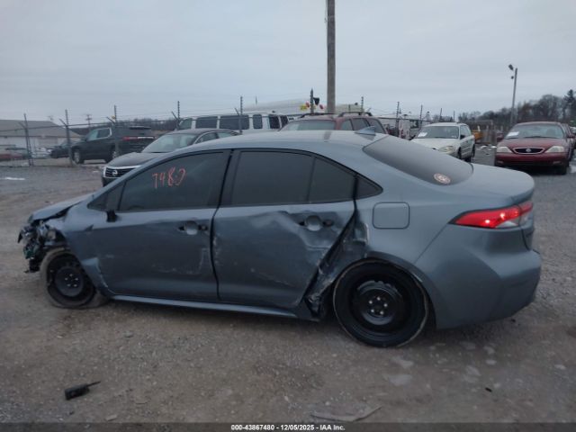 Toyota Corolla Le Image 14