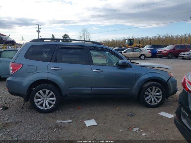 Subaru Forester 2.5x Premium Image 13