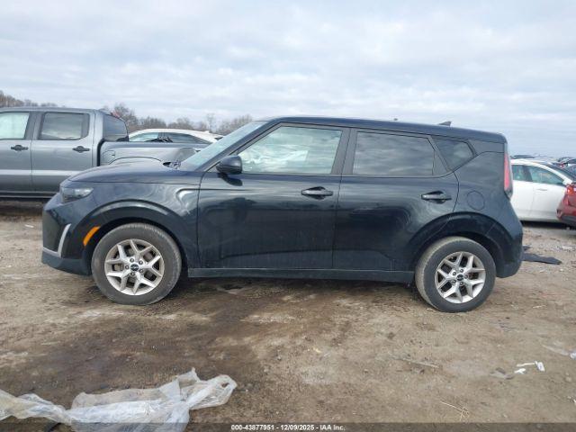 Kia Soul Lx Image 16